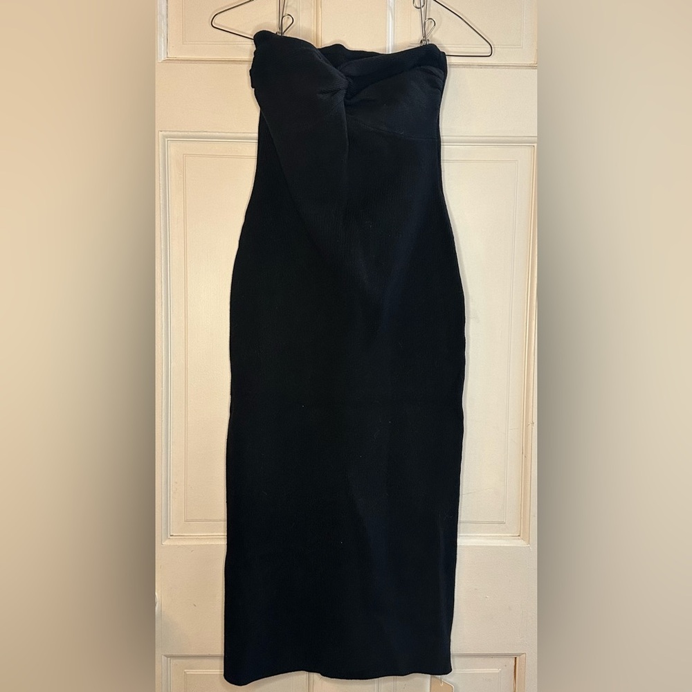 Chic Strapless Black Dress